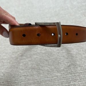 Magnanni belt